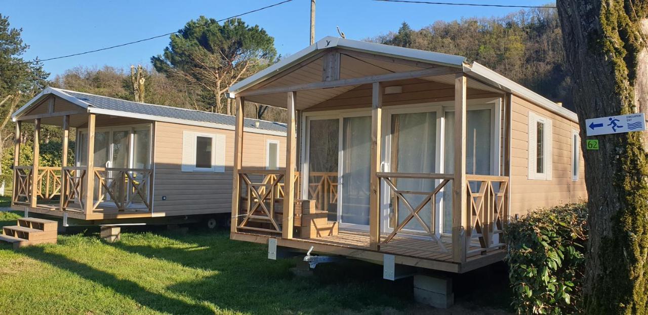 Camping Avec Piscine Et Riviere A Tournon Sur Rhone Ardeche Esterno foto