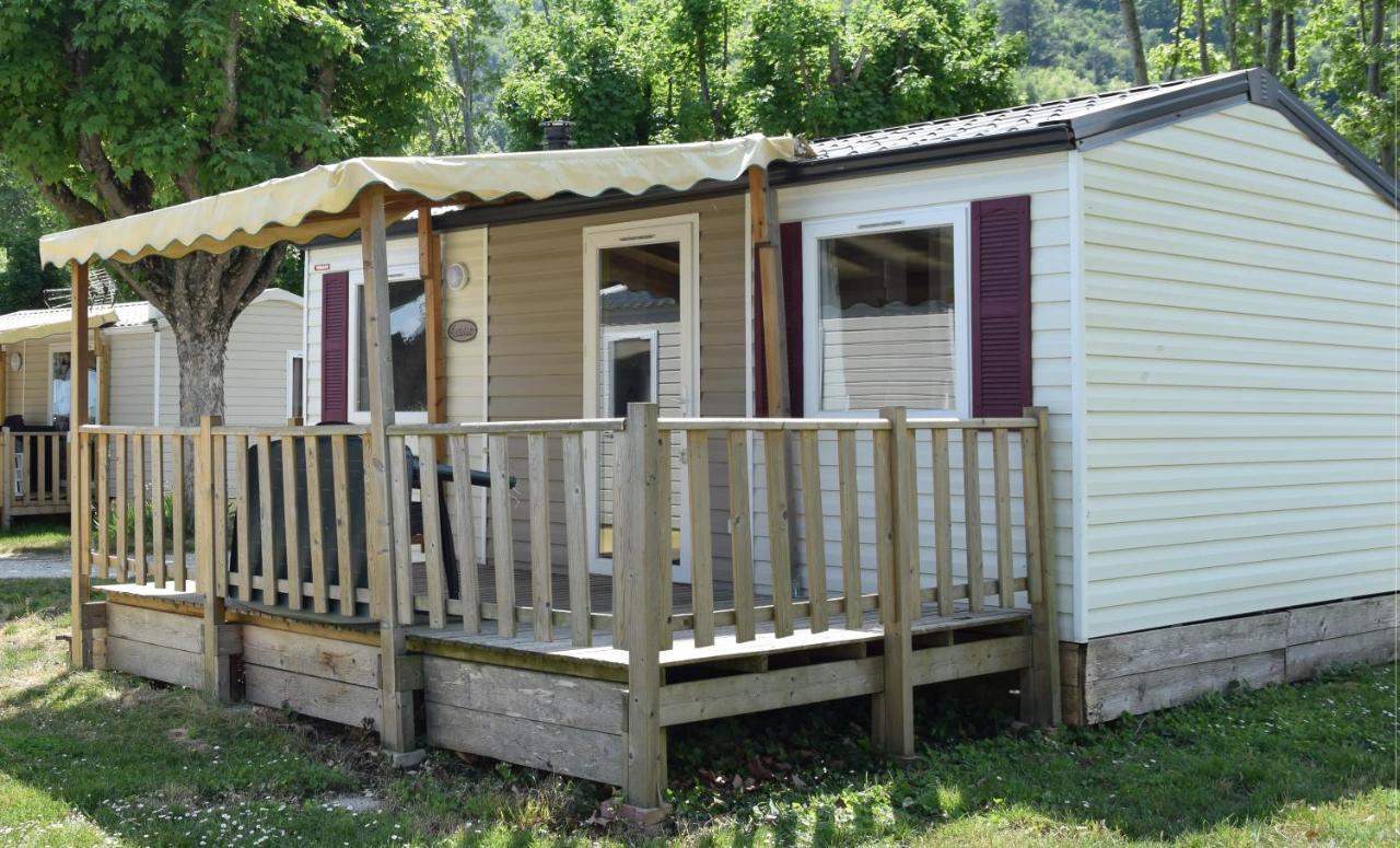 Camping Avec Piscine Et Riviere A Tournon Sur Rhone Ardeche Esterno foto